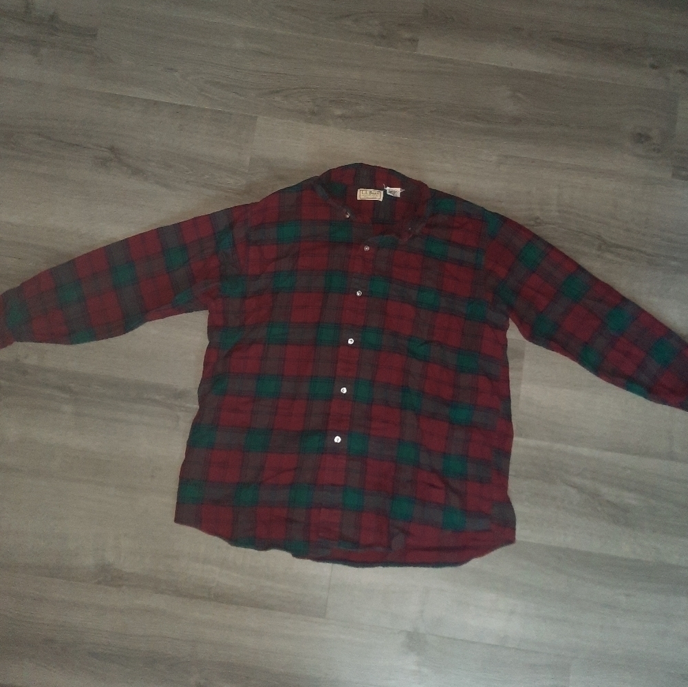 Vintage L.L Bean Red and Green Checkered Plaid Flannel Button Up